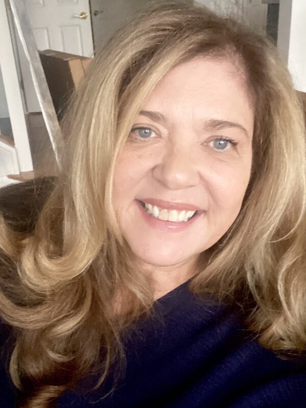 Jill Basham Headshot